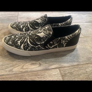 Rare KG Kurt Geiger tropic islands slip ons mens size 11